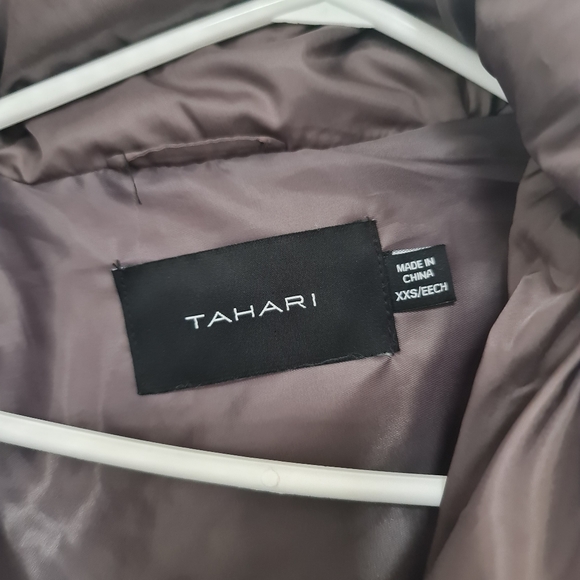 tahari brooklyn puffer coat - Picture 6 of 6